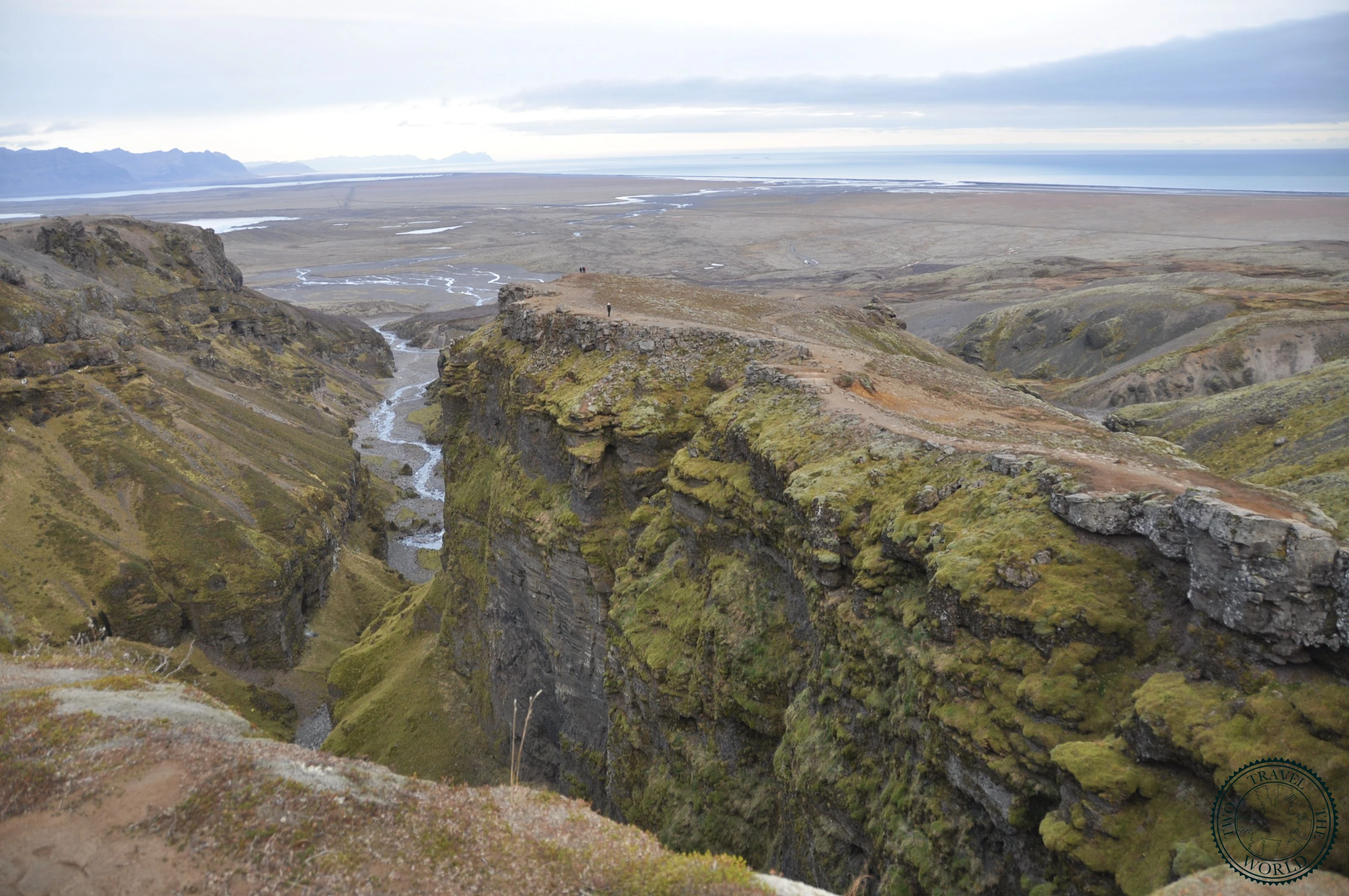 Fjaðrárgljúfur Canyon - photo 32