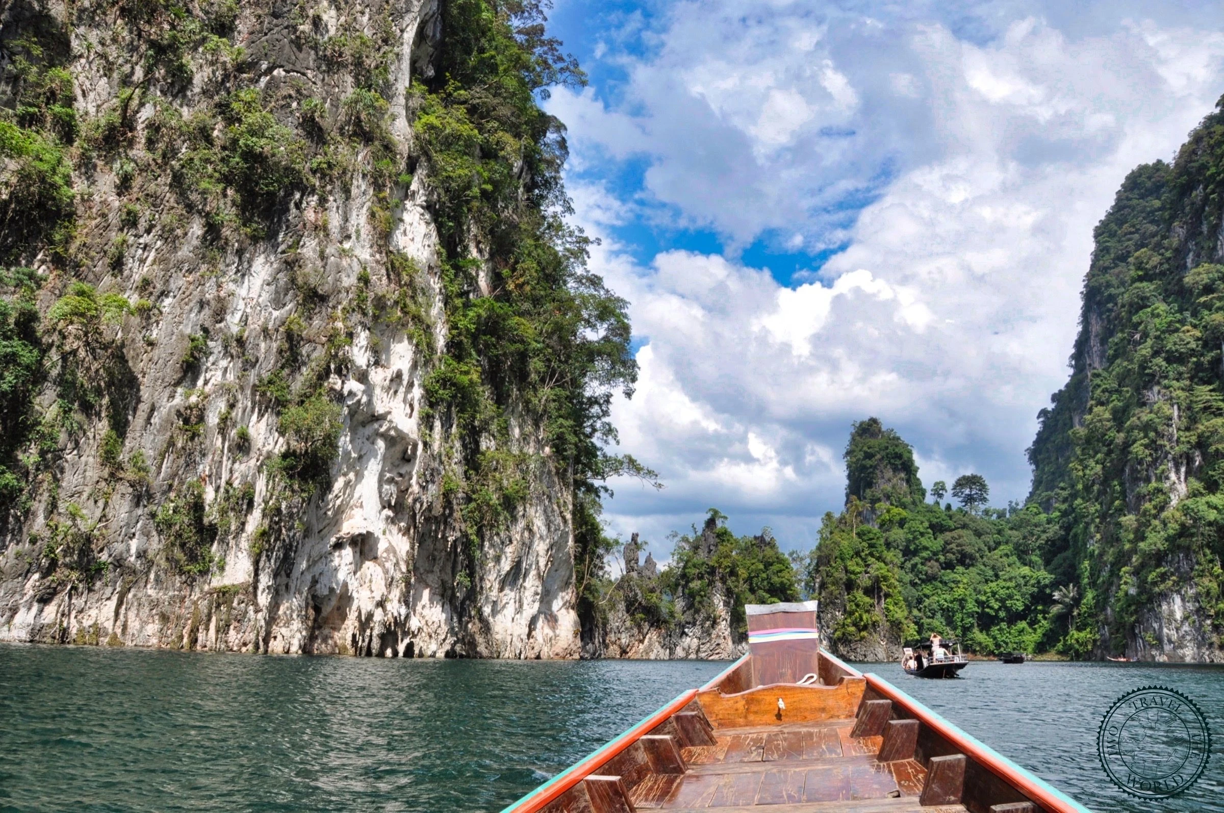 Khao Sok Lake Tour: Floating Bungalows and Cave Exploration