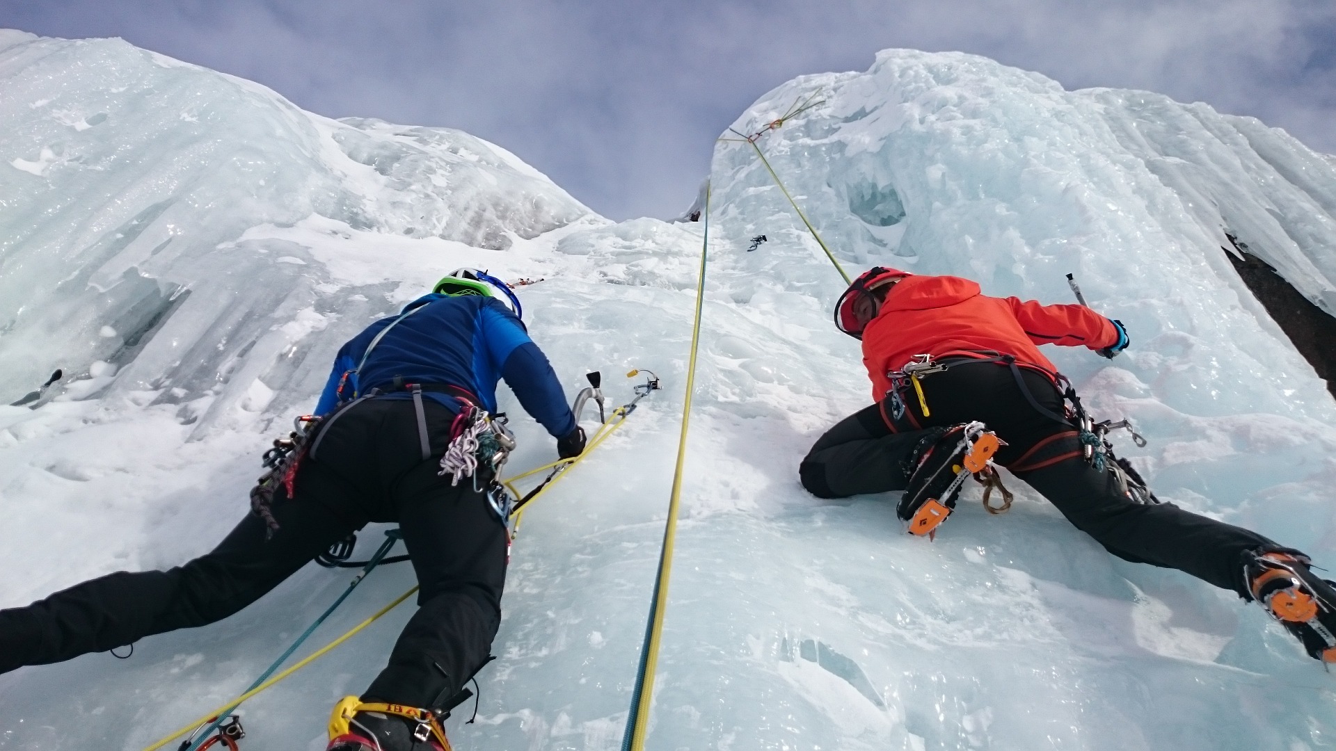 TwoTravelTheWorld Ice Climbers