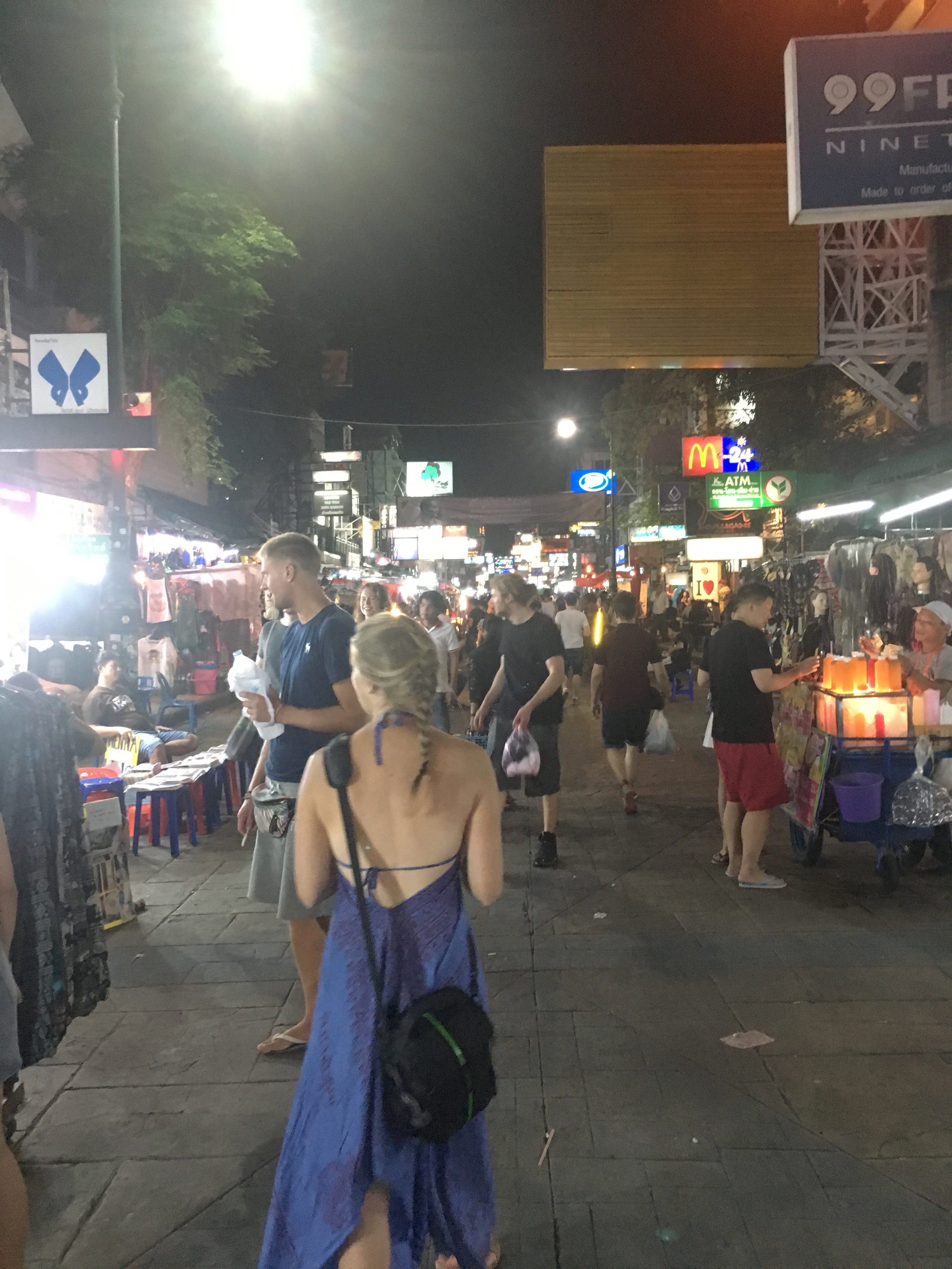 Two Travel The World - Khao San Road