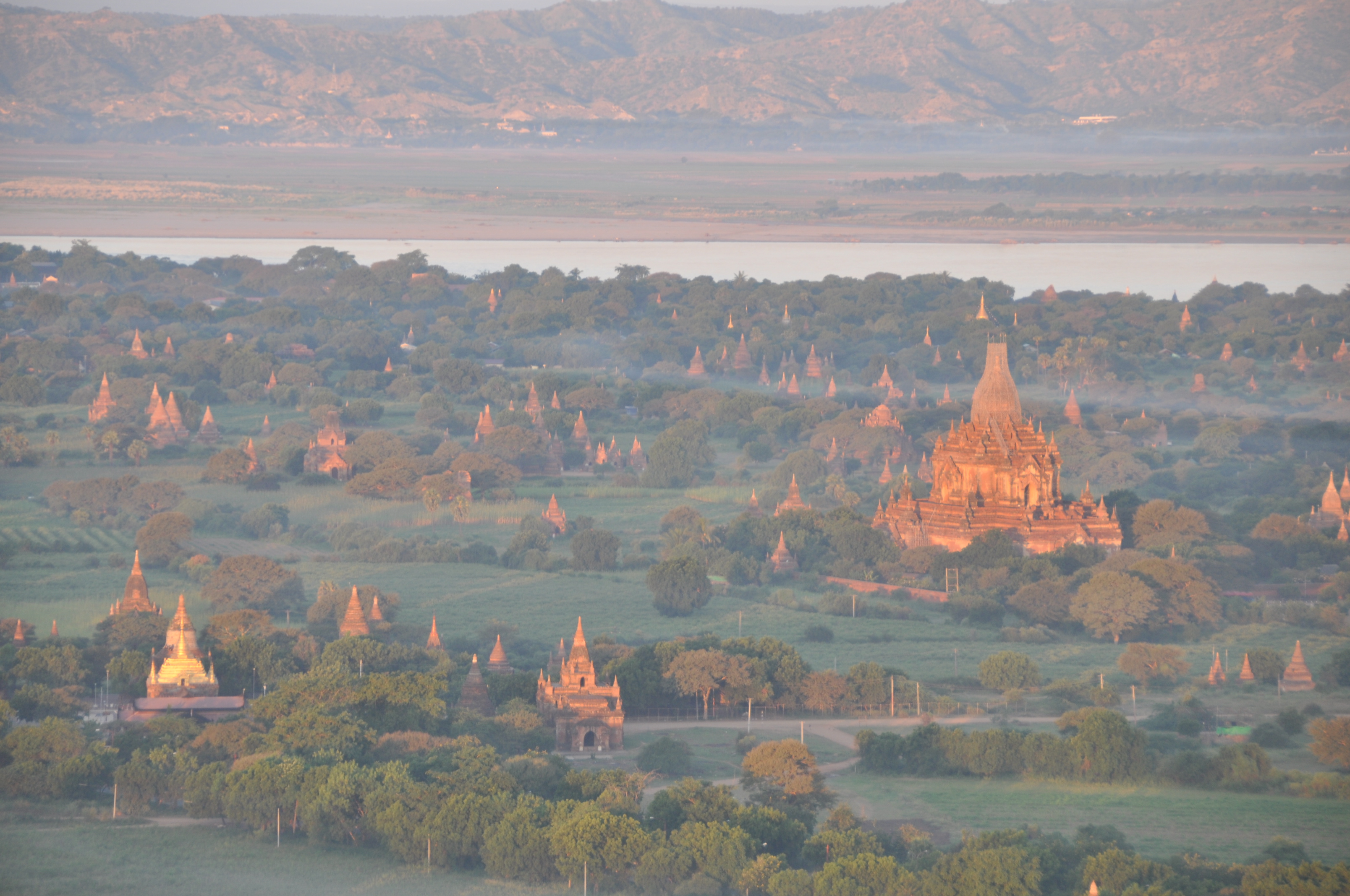 twotraveltheworld-Bagan