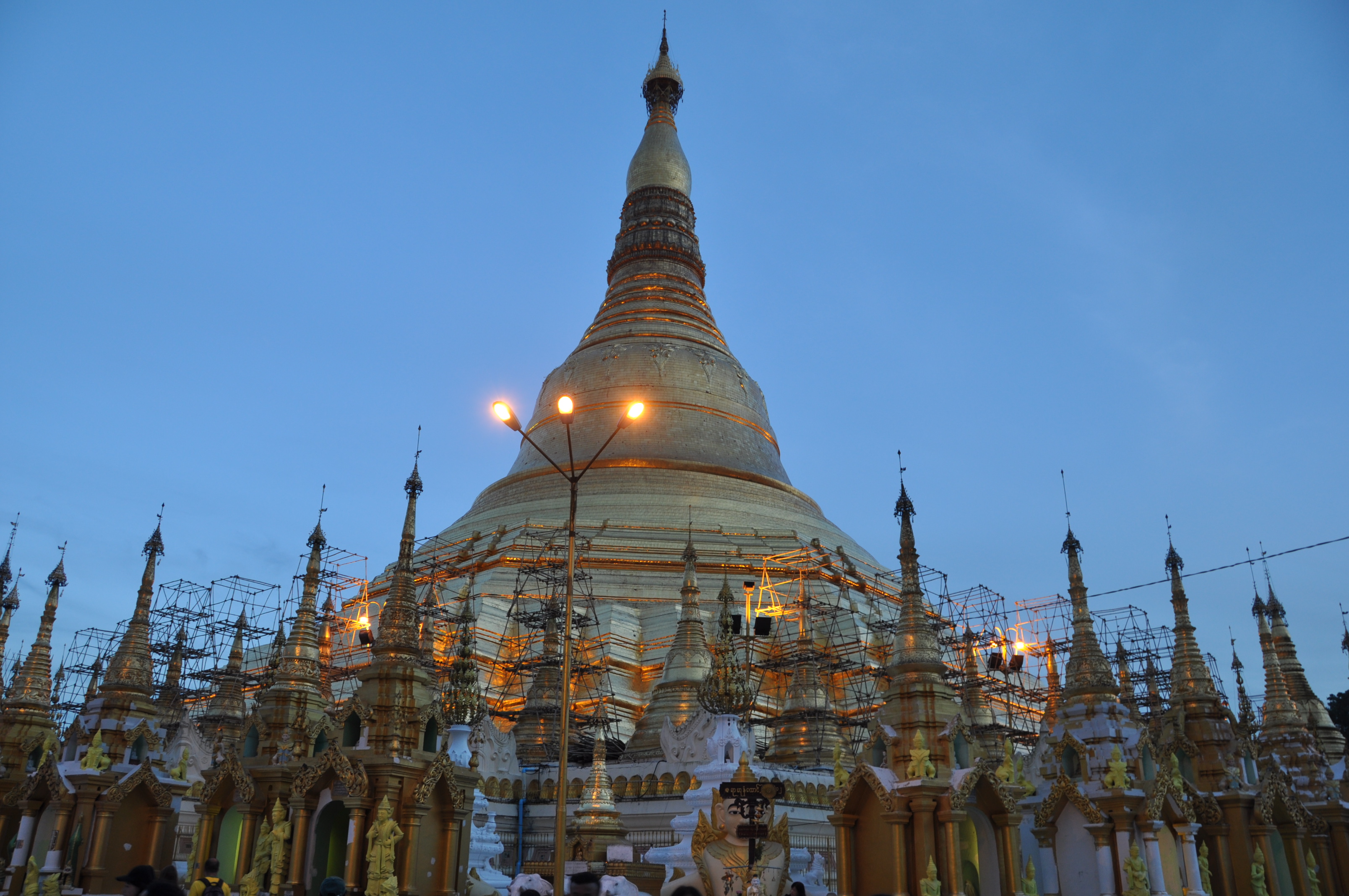 twotraveltheworld-Swedagon