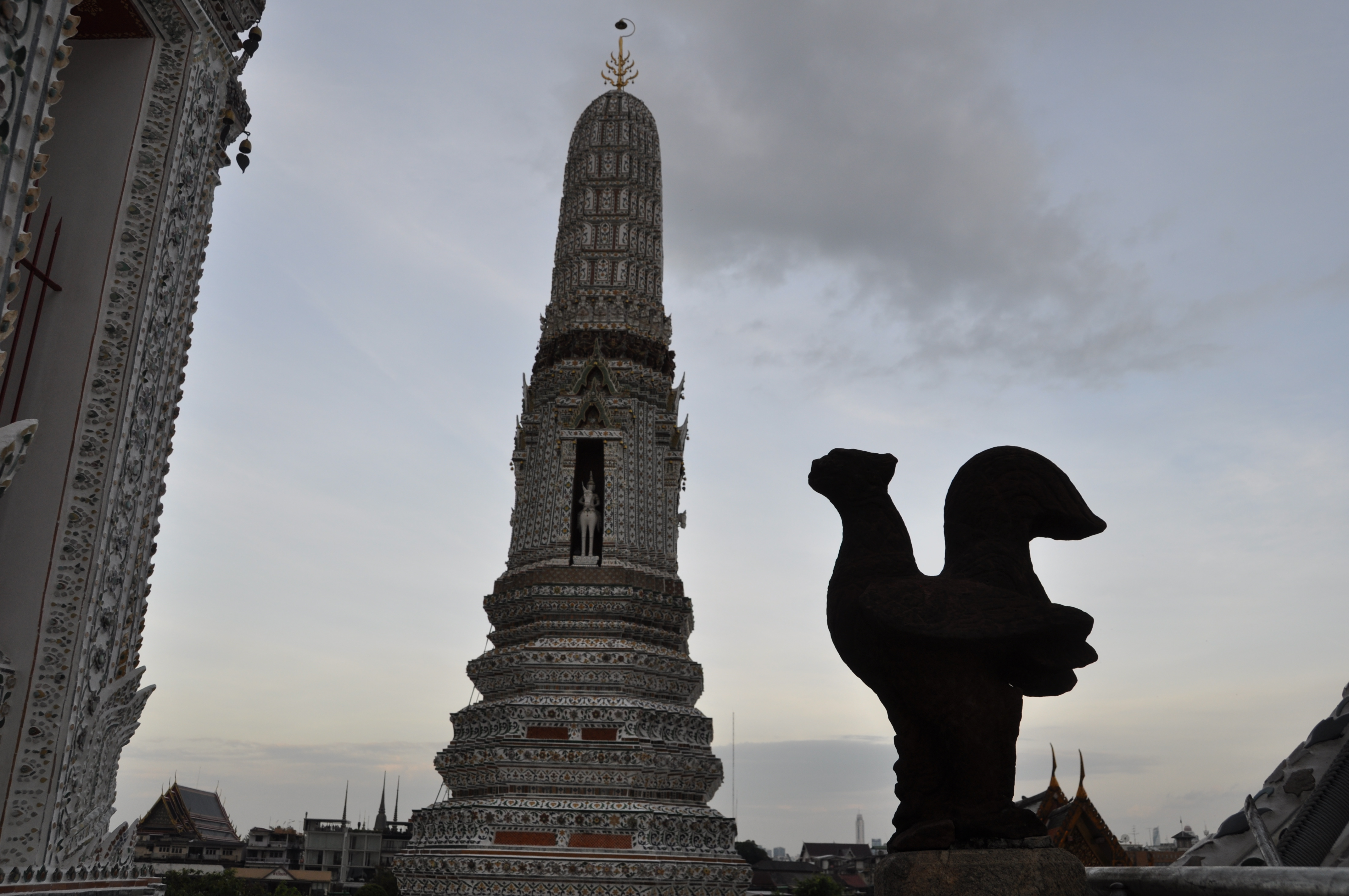 twotraveltheworld-WatArun