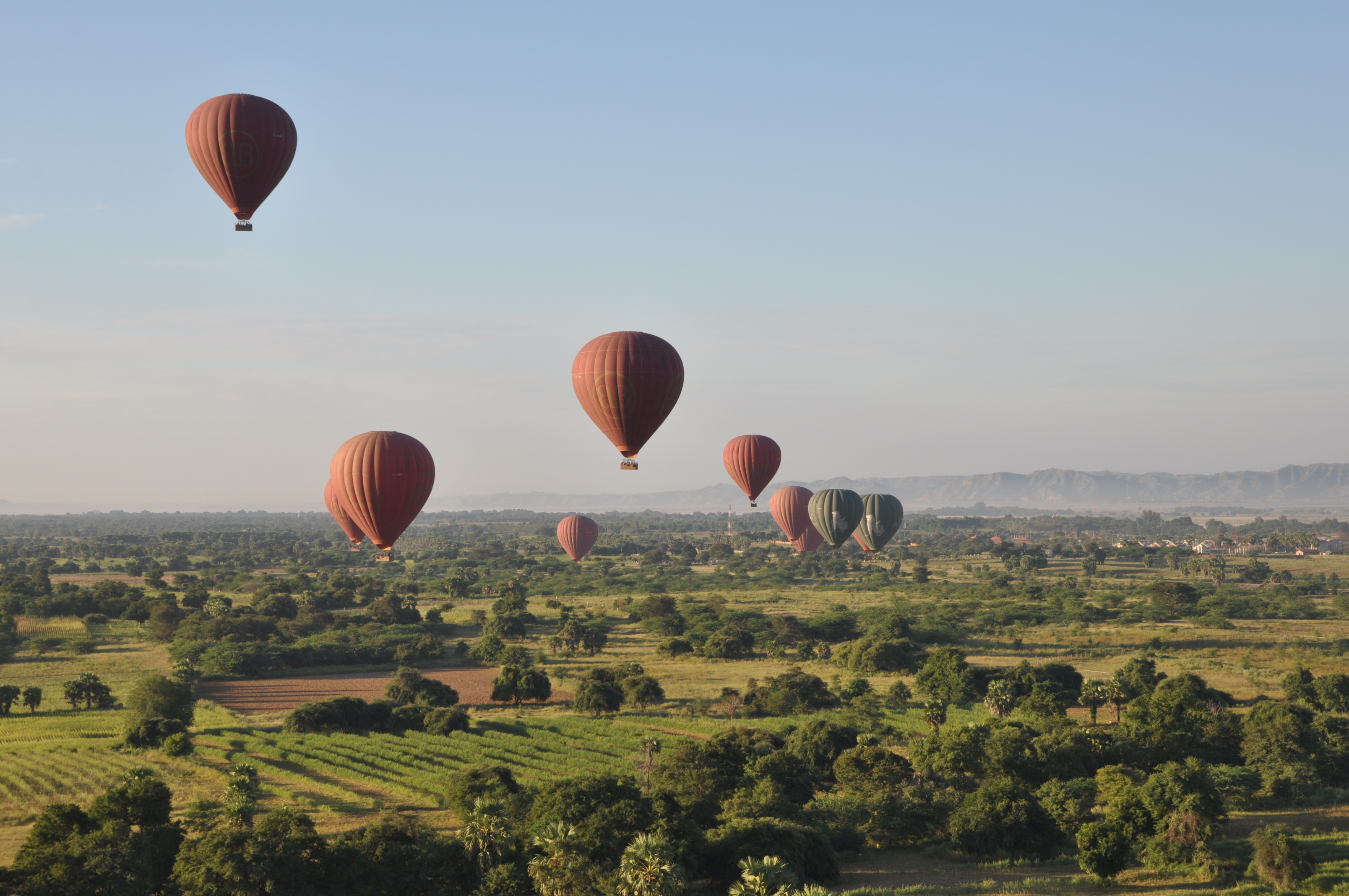 twotraveltheworld-mongolfiere