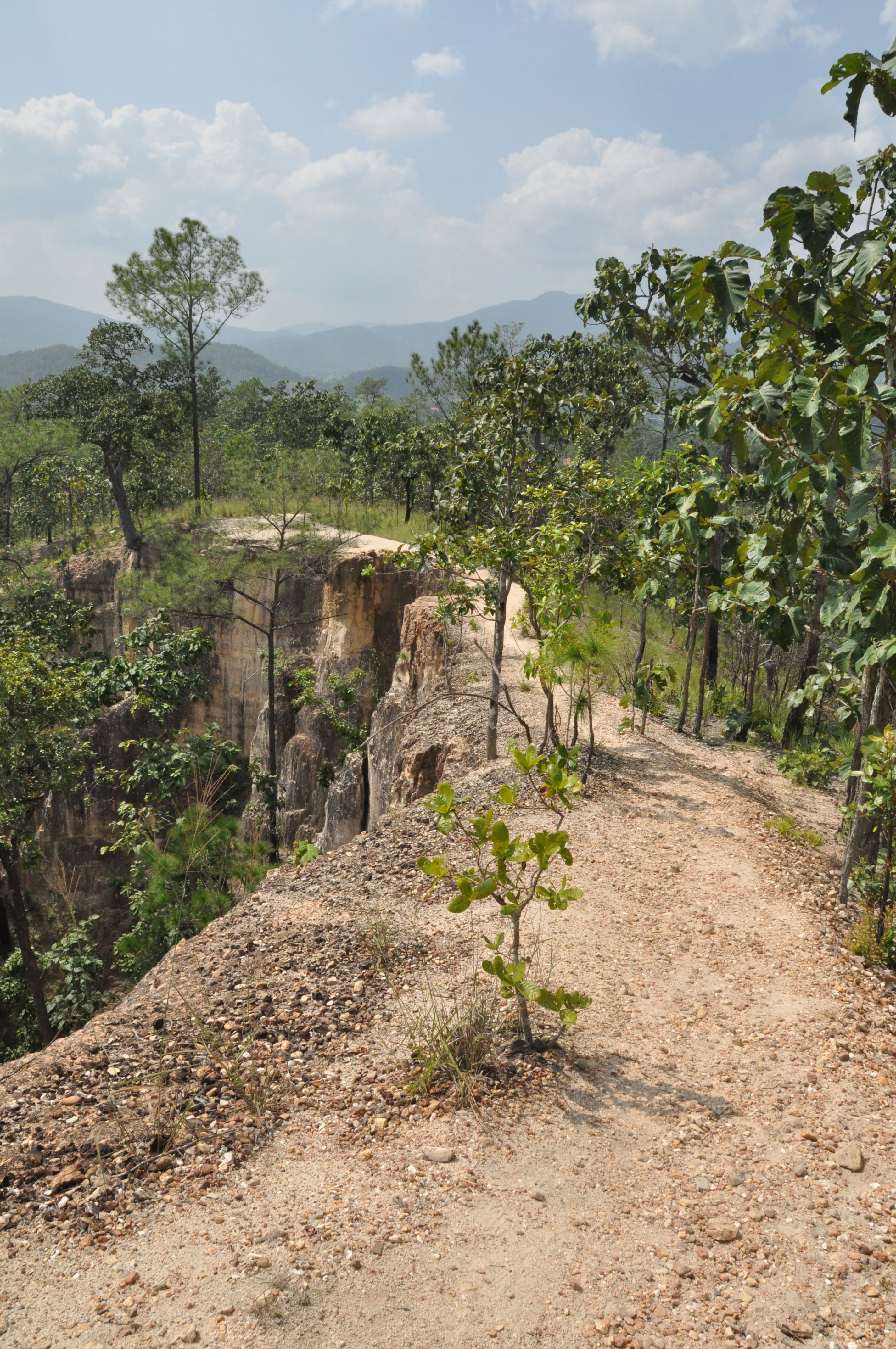 Two Travel The World - Pai Canyon