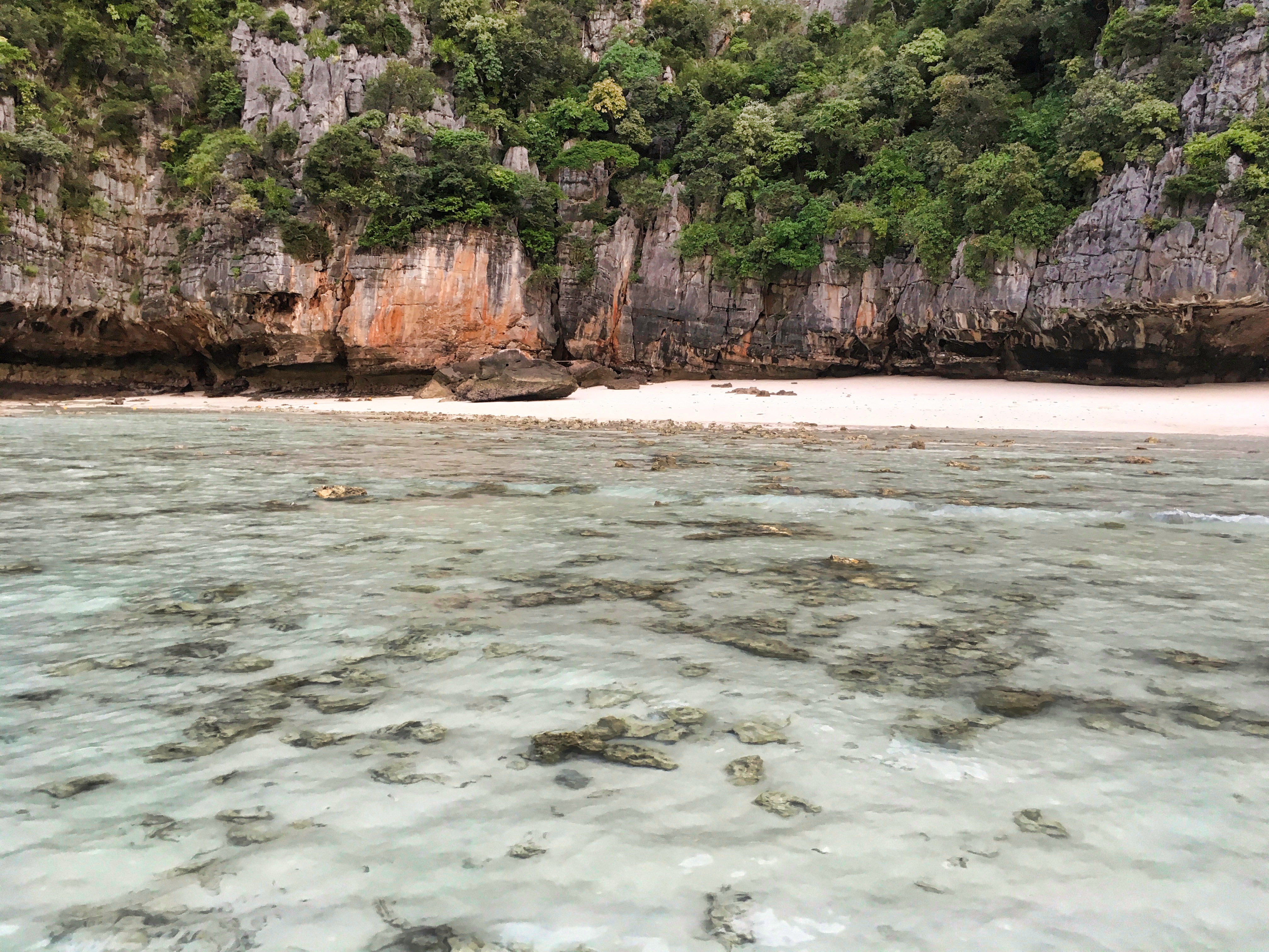 Two Travel The World - Maya Bay day trip