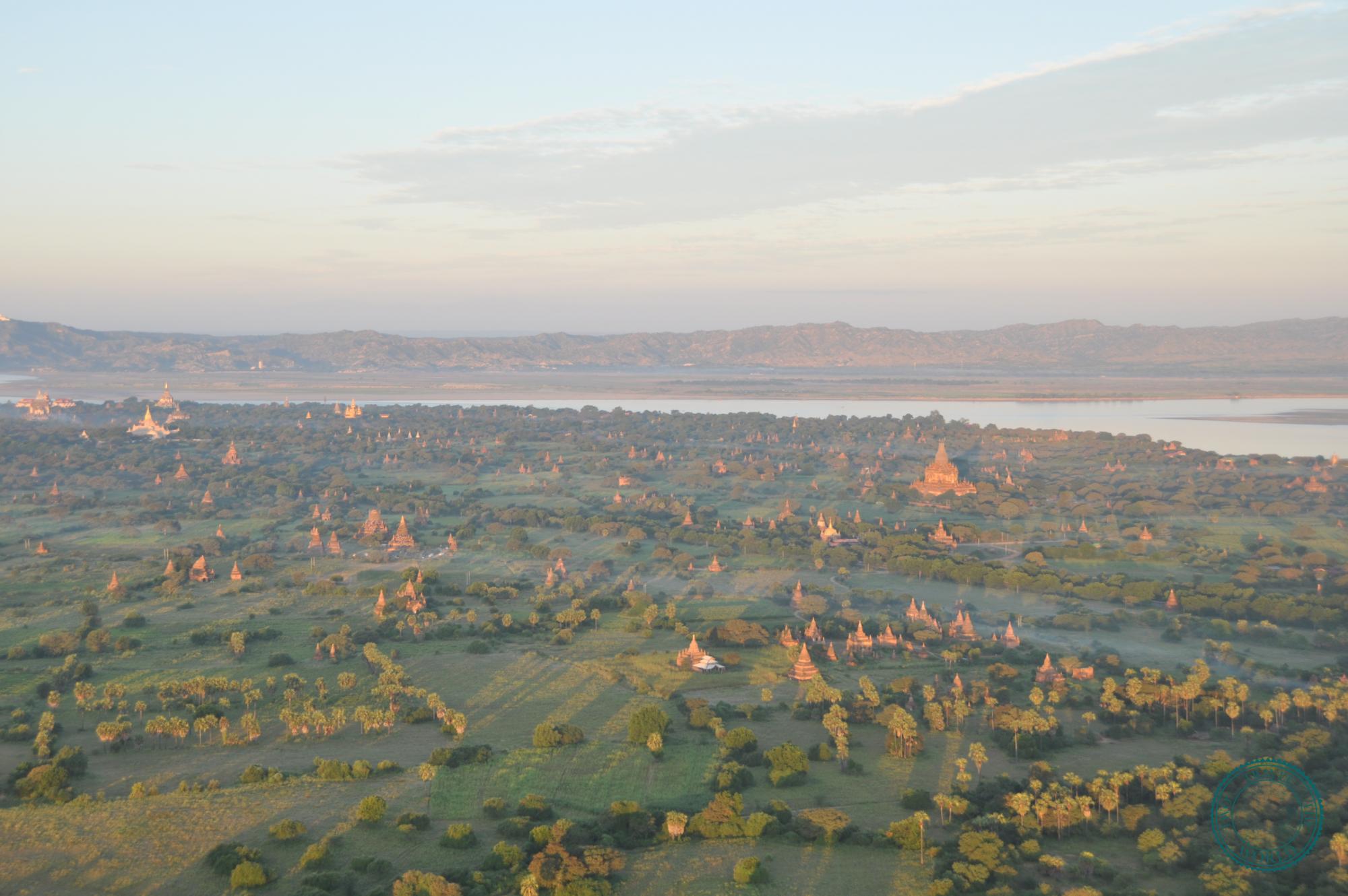 TwoTravelTheWorld-Bagan