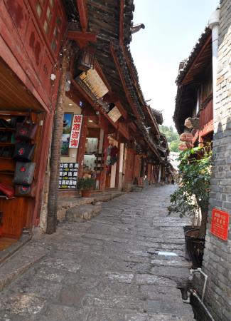 Two Travel The World - Lijiang Old Town