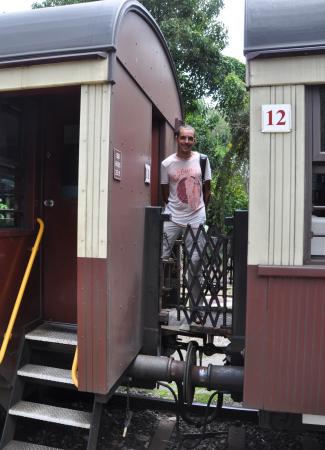 Two Travel The World - Kuranda scenic railway